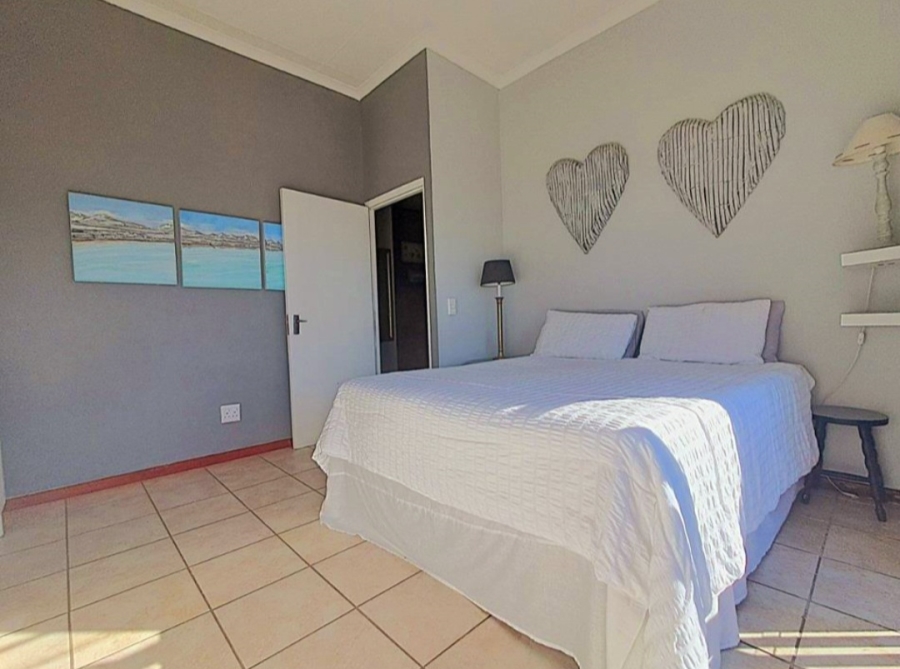 5 Bedroom Property for Sale in De Bakke Western Cape
